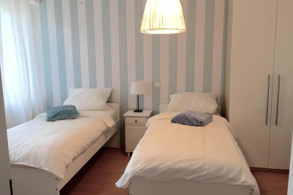 Apartment 120 Qm -3 Schlafzimmer-2 Baeder- Fuer 7 Gaeste Düsseldorf Zewnętrze zdjęcie